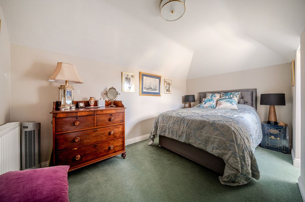 Additional image 16 of 5 bed detached house for saleArthur Road, Southampton SO15