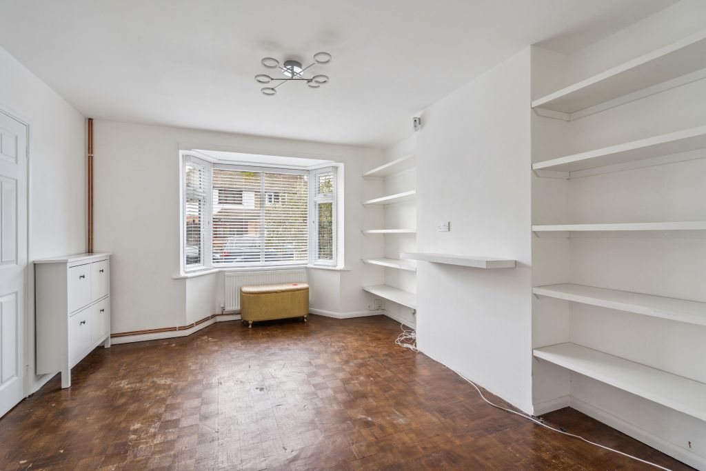 Property photo 3 of 13