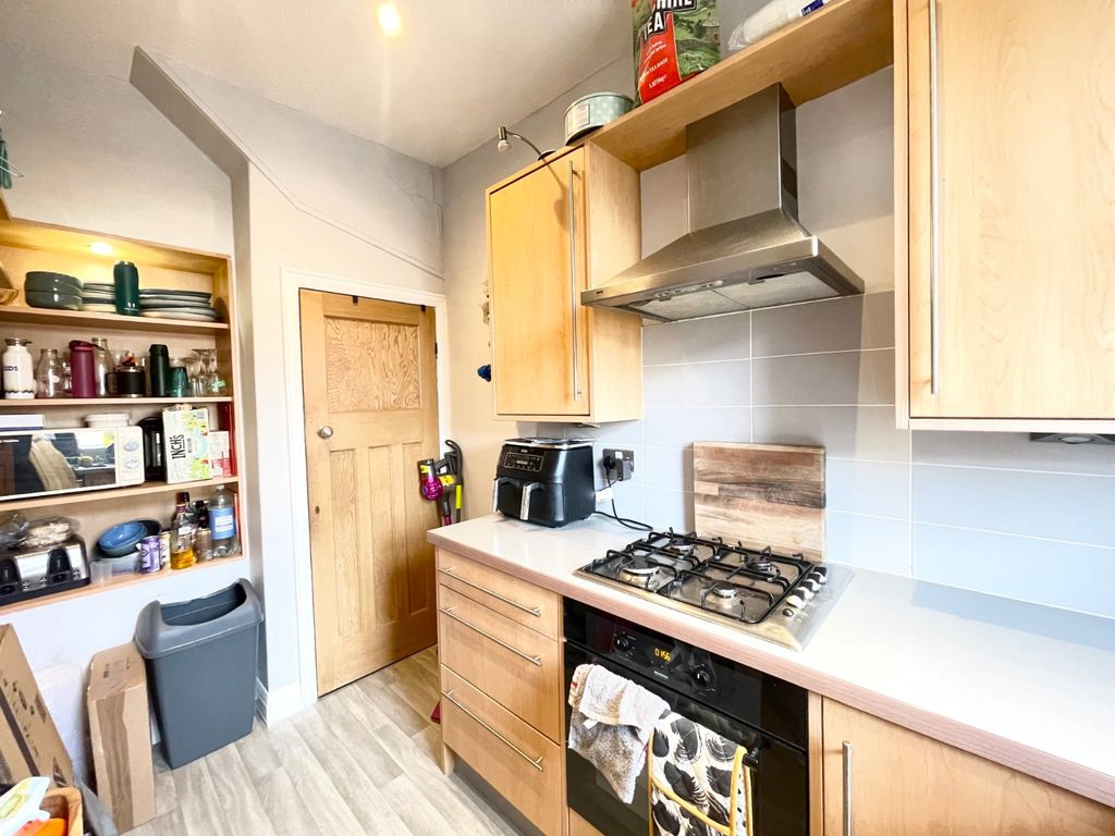 Property photo 3 of 11 Picture No. 17