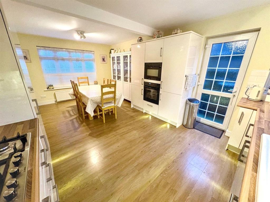 Property photo 3 of 25 Photo20260111154046 5.Jpg