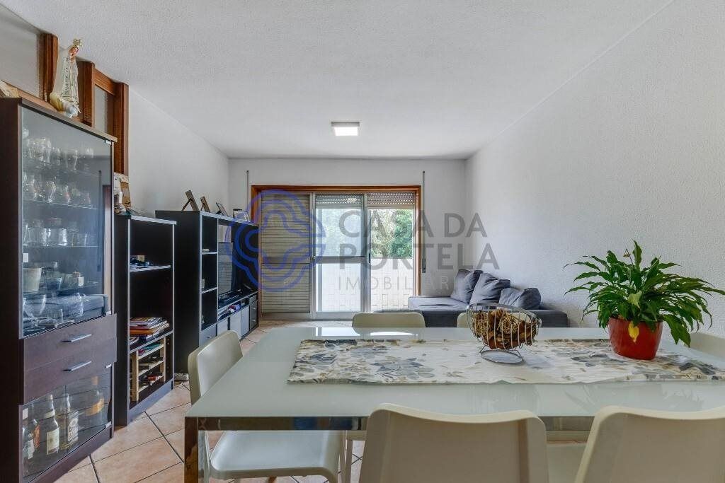 Property photo 3 of 33