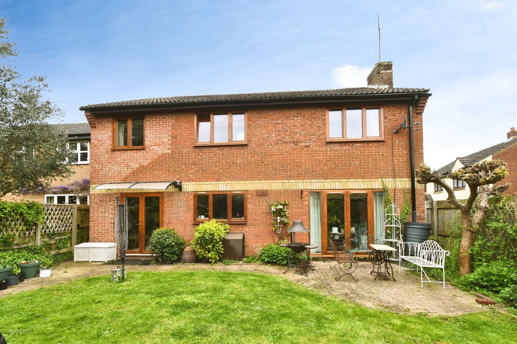 Property photo 2 of 19