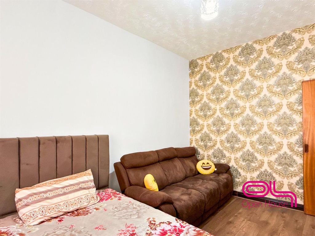 Property photo 1 of 10 8276.Png