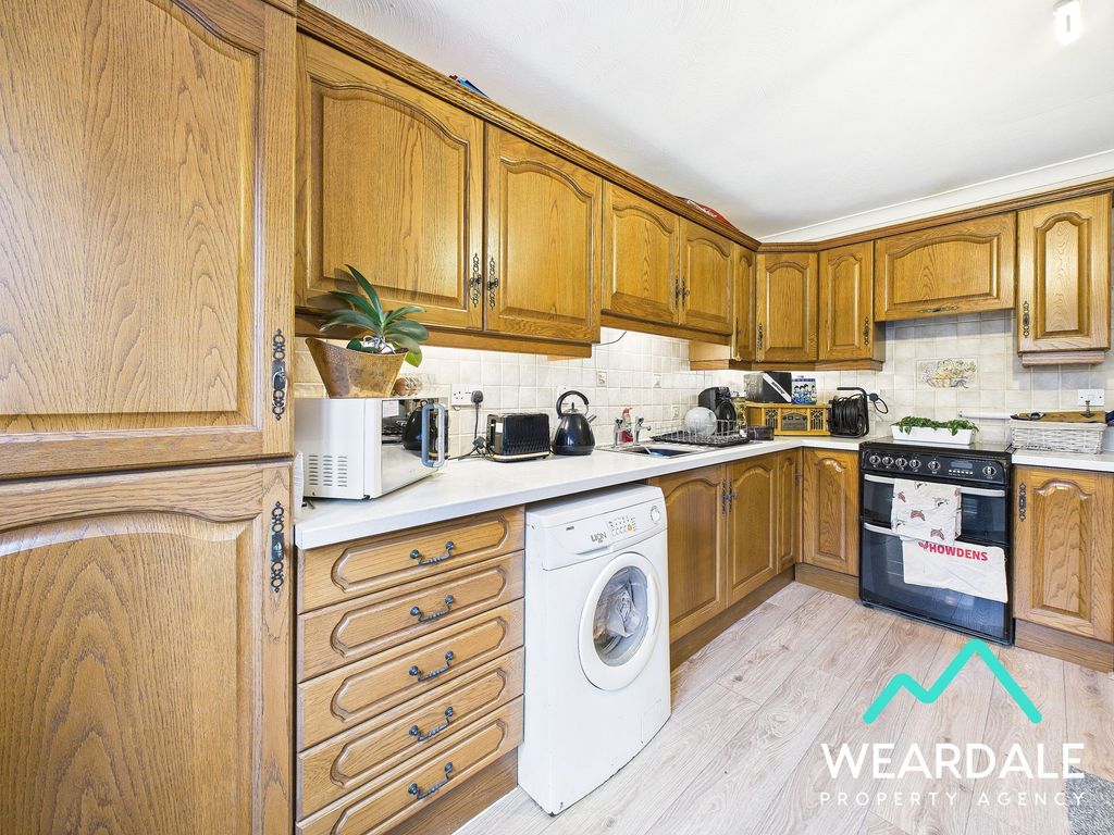 Property photo 2 of 26