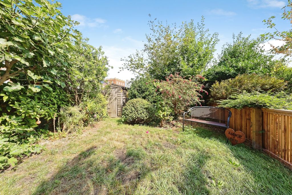 Property photo 3 of 20 Pbox-Img.Jpg