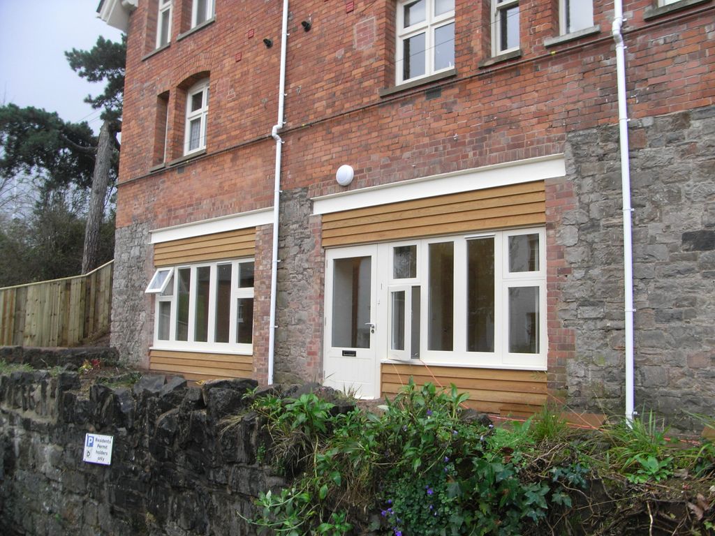 Property photo 1 of 4