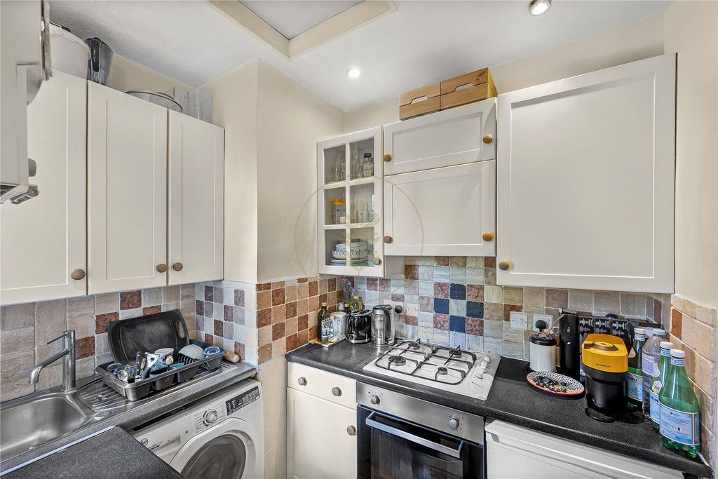 Property photo 3 of 6 Picture No. 09