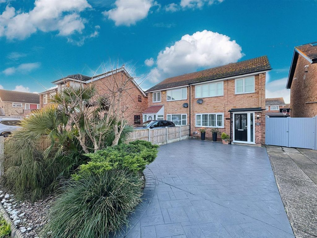 Property photo 1 of 34