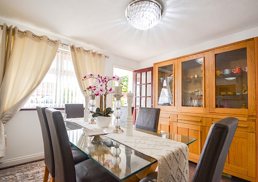 Property photo 2 of 24 Dining Room