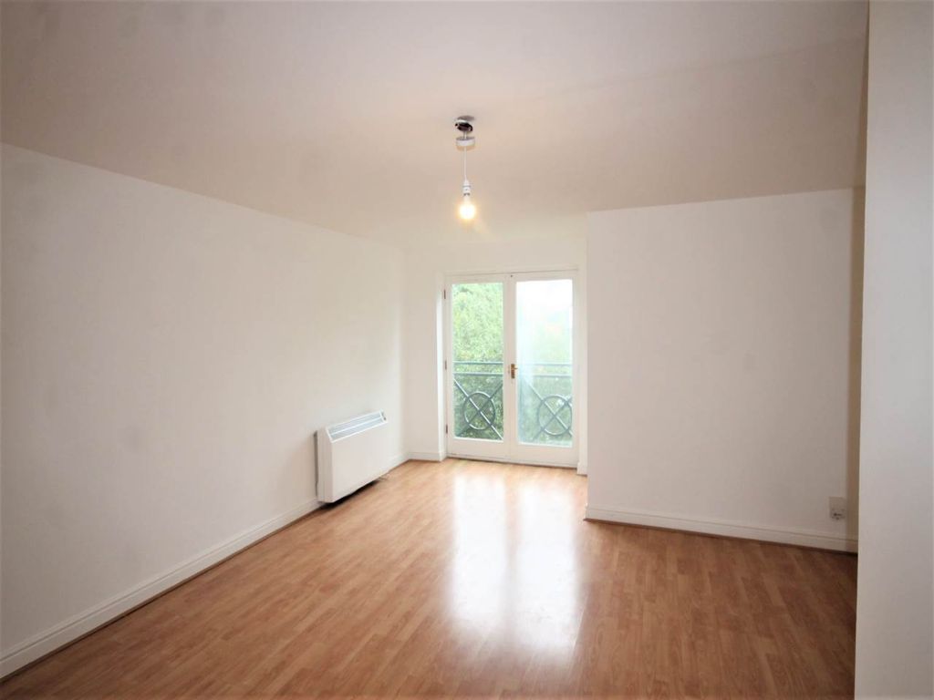 Property photo 3 of 10 Img_4295