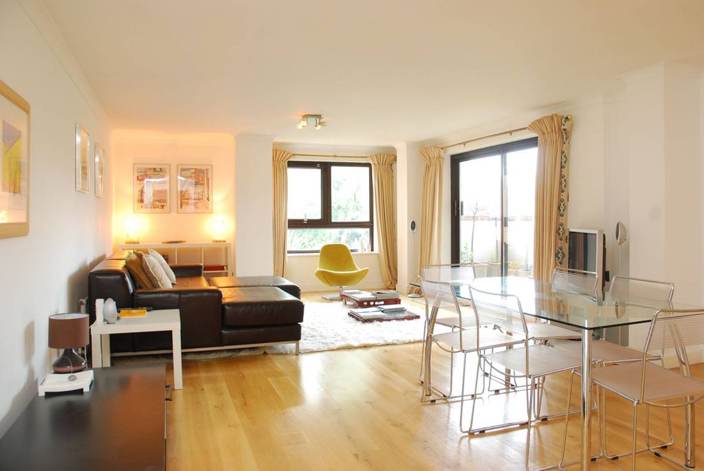 Property photo 1 of 37