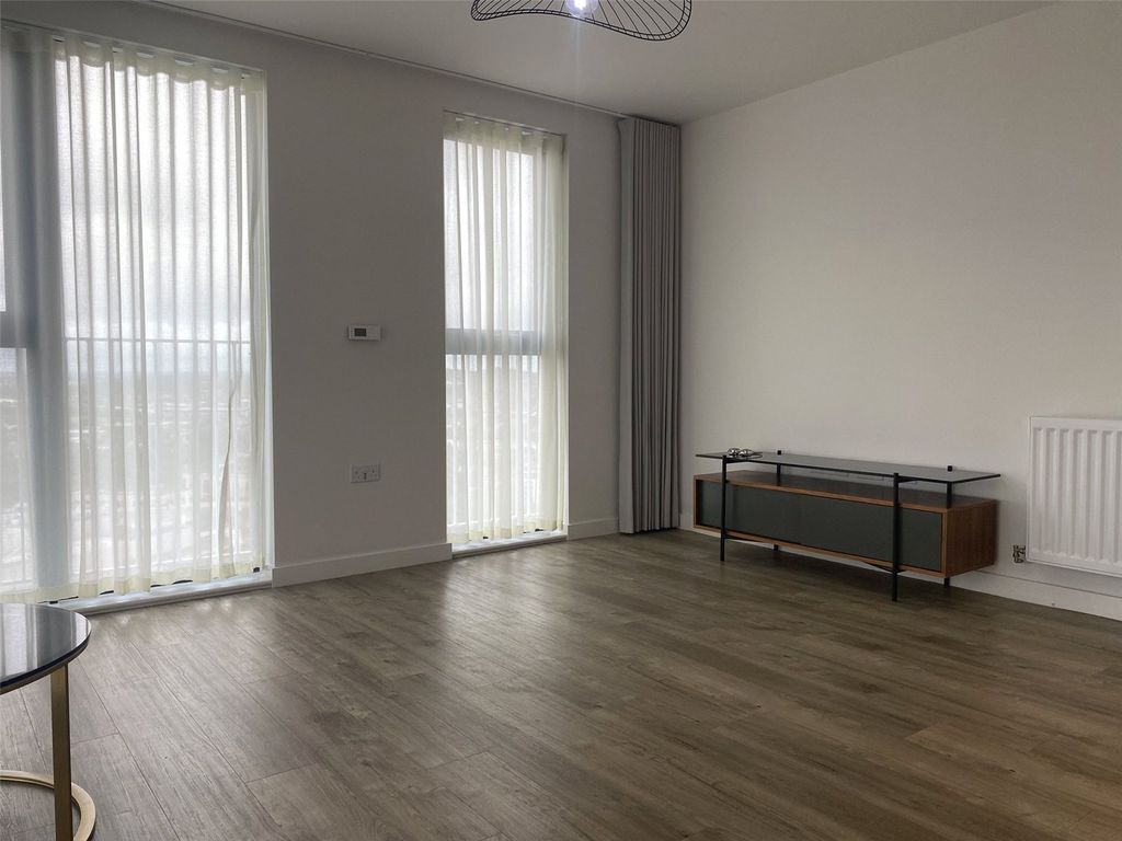 Property photo 3 of 18 Picture No. 03