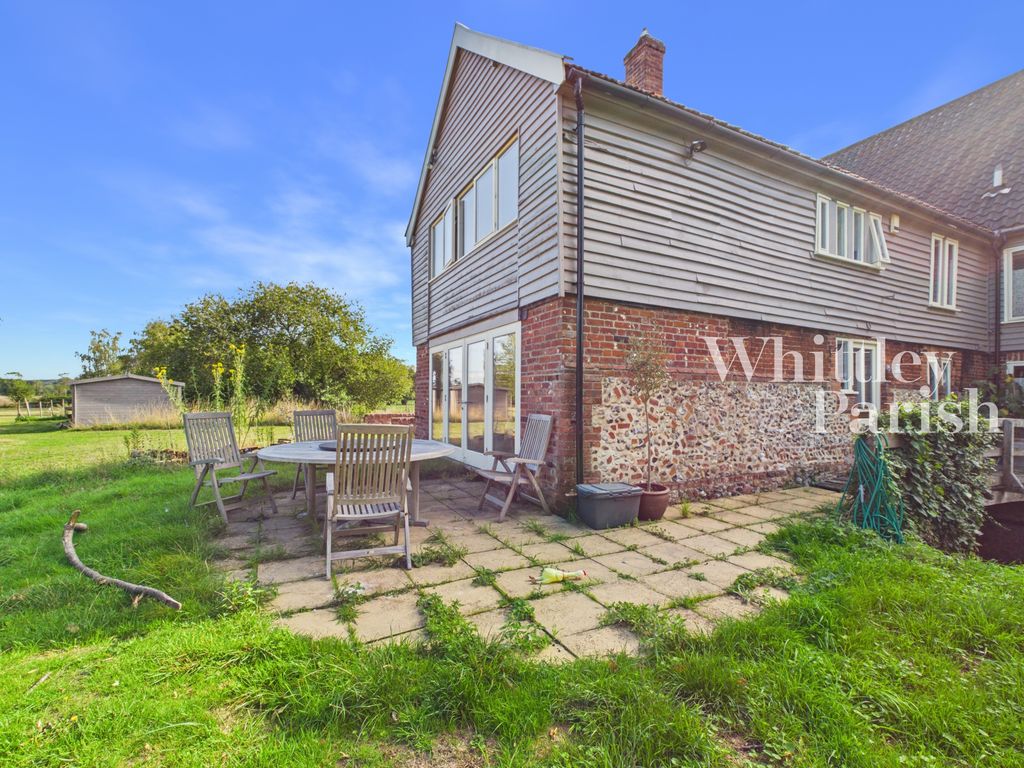 Property photo 1 of 35 Cam04332G0-Pr0917-Still062