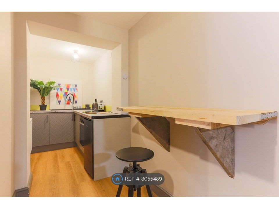 Property photo 2 of 4