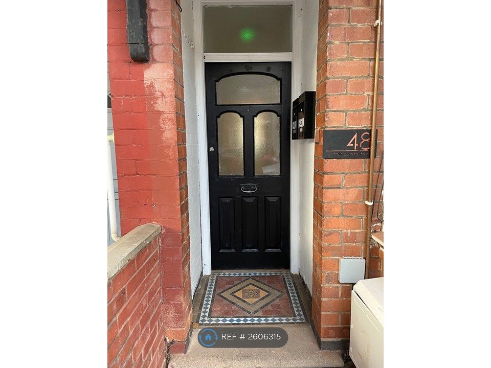 Property photo 2 of 12