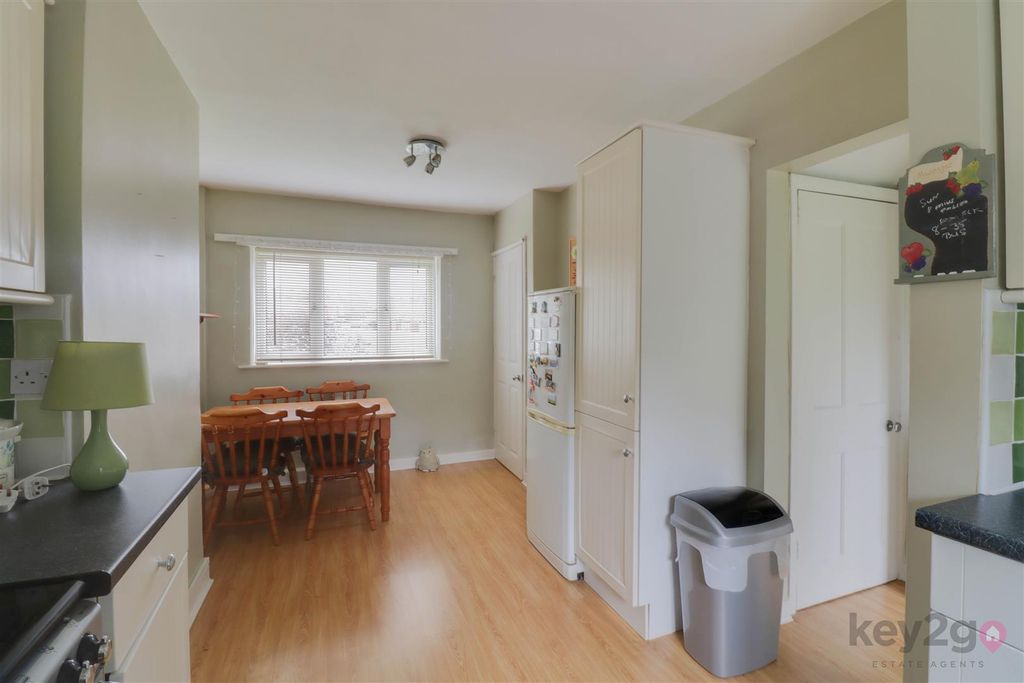 Property photo 3 of 17 Img_8114-Img_8116.Jpg