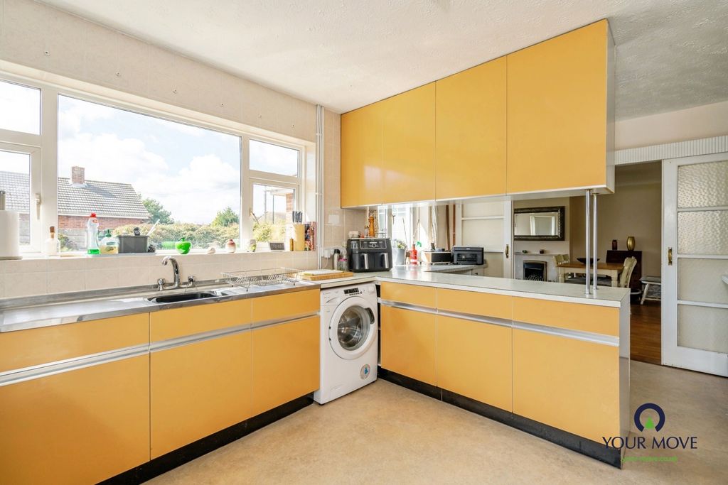 Property photo 3 of 16 Pbox-Img.Jpg
