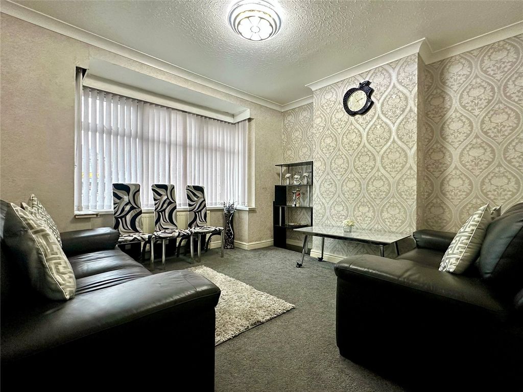 Property photo 3 of 19 Picture No. 35