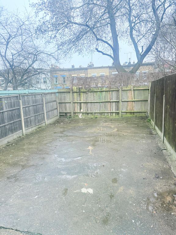 Property photo 2 of 12 Gallery