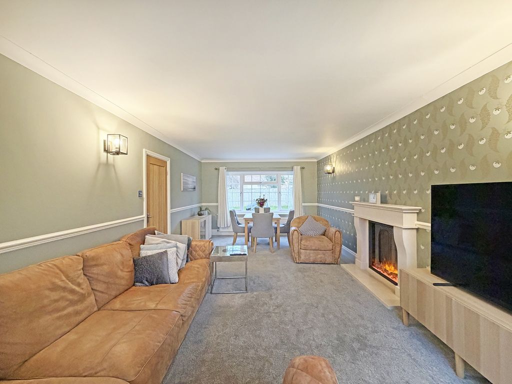 Property photo 3 of 46