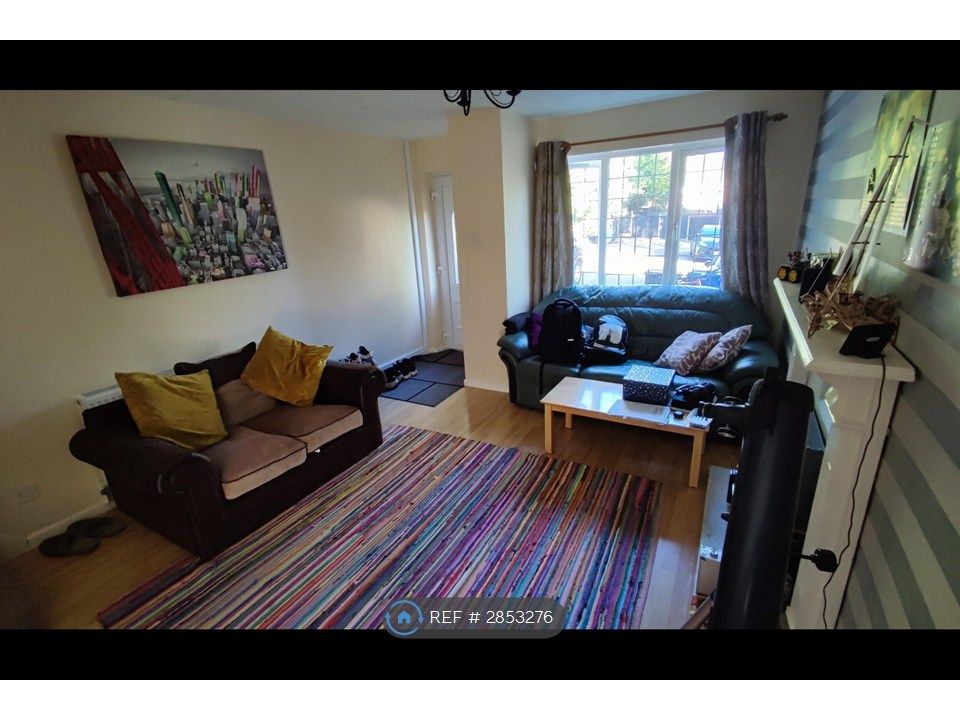 Property photo 3 of 8