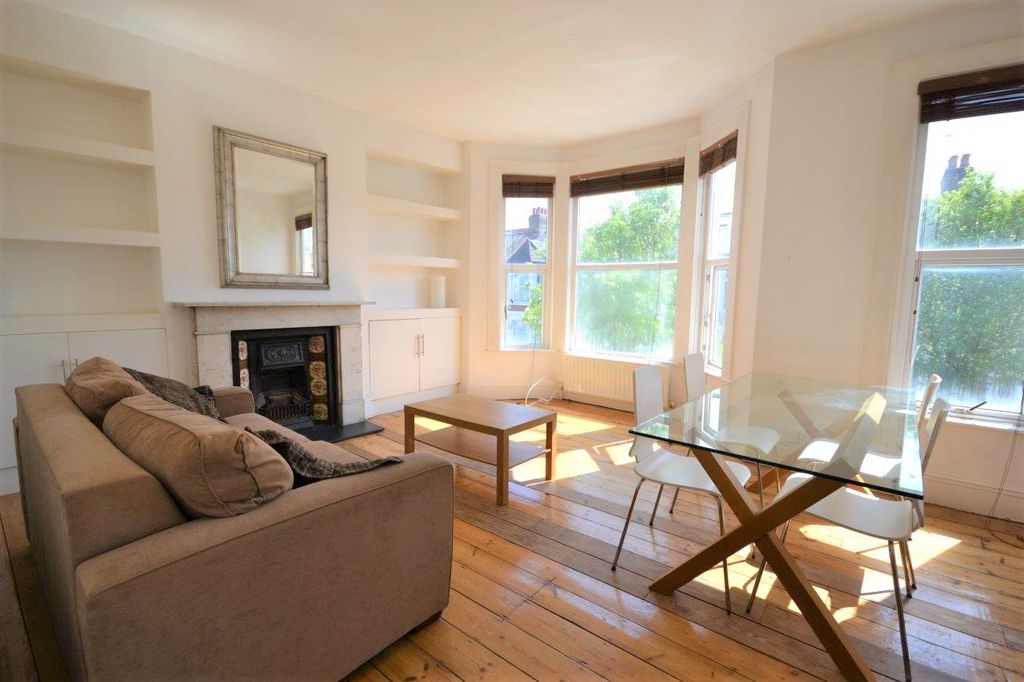 Property photo 1 of 7