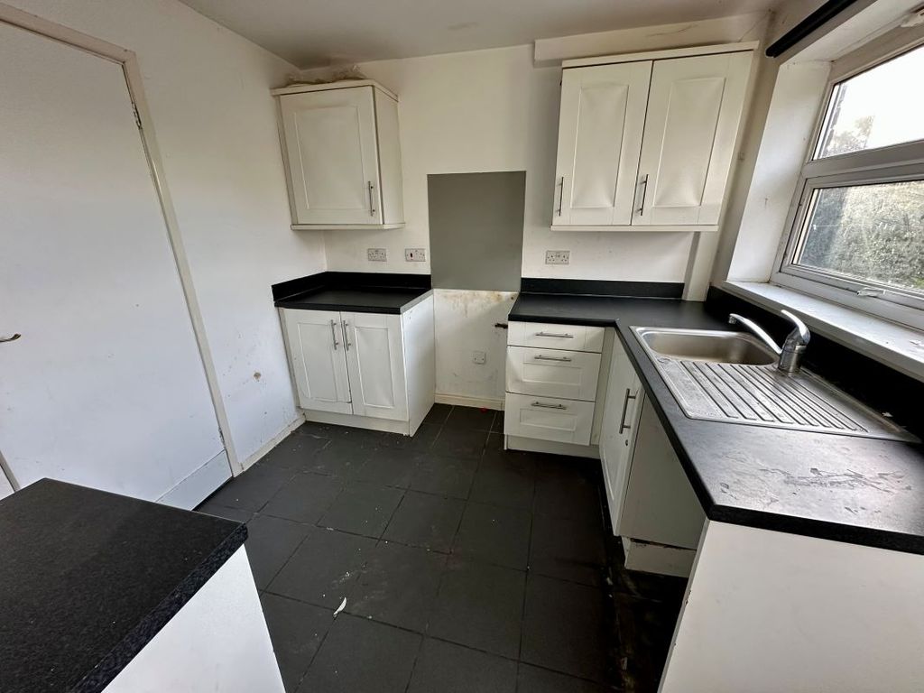 Property photo 3 of 10 Image 3