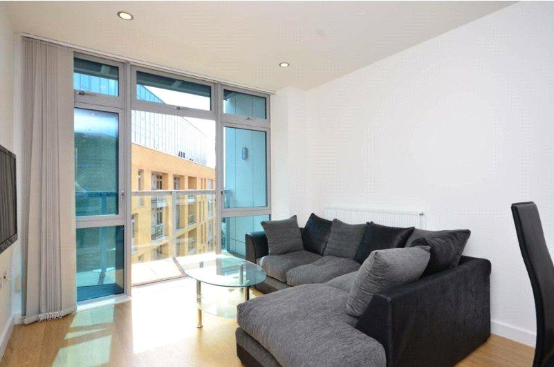 Property photo 1 of 8 Reception Room