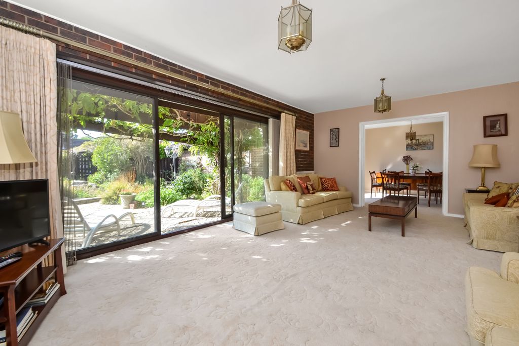 Property photo 2 of 16 Dsc_9152