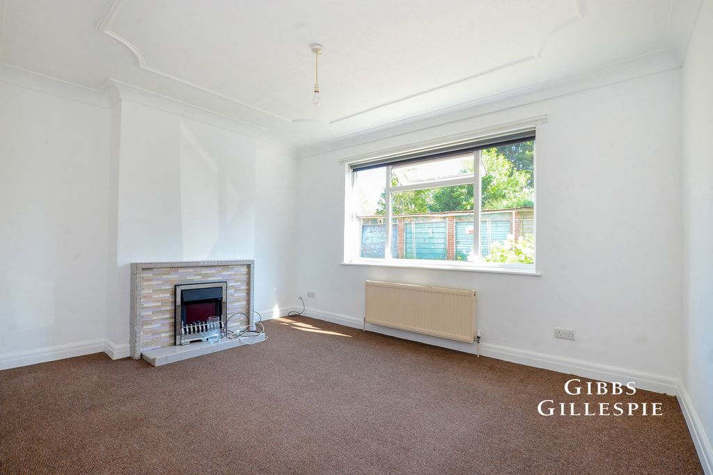 Property photo 3 of 18 Pbox-Img.Jpg