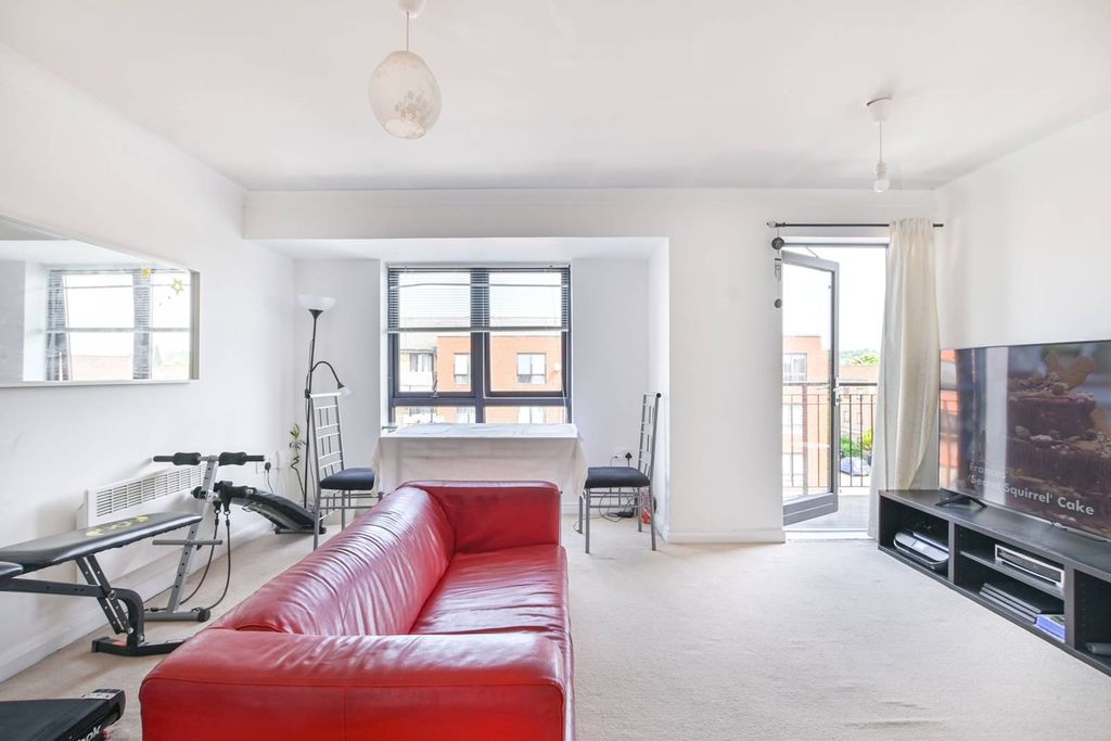 Property photo 1 of 10