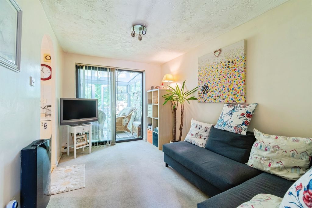 Property photo 3 of 18