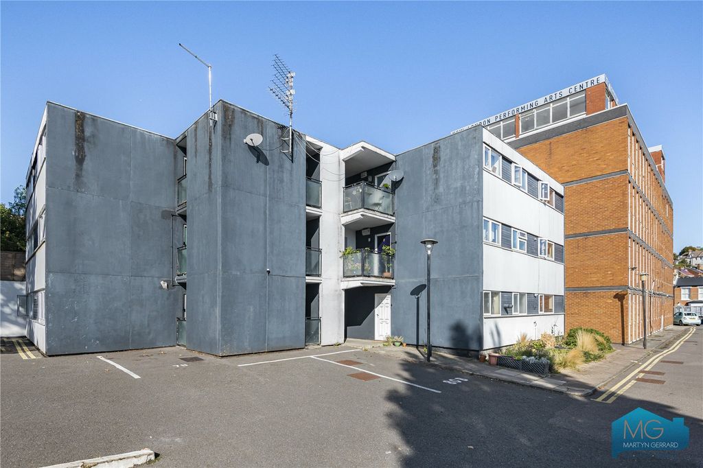 Property photo 1 of 8 Picture No. 02