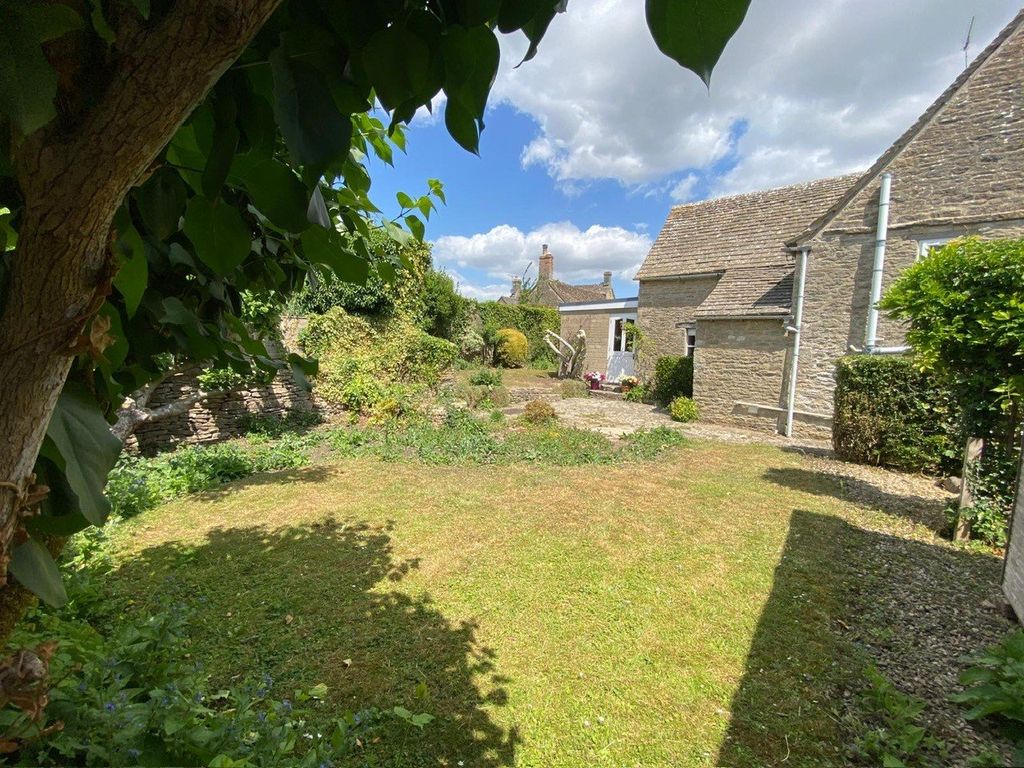Property photo 3 of 18 Picture No. 44