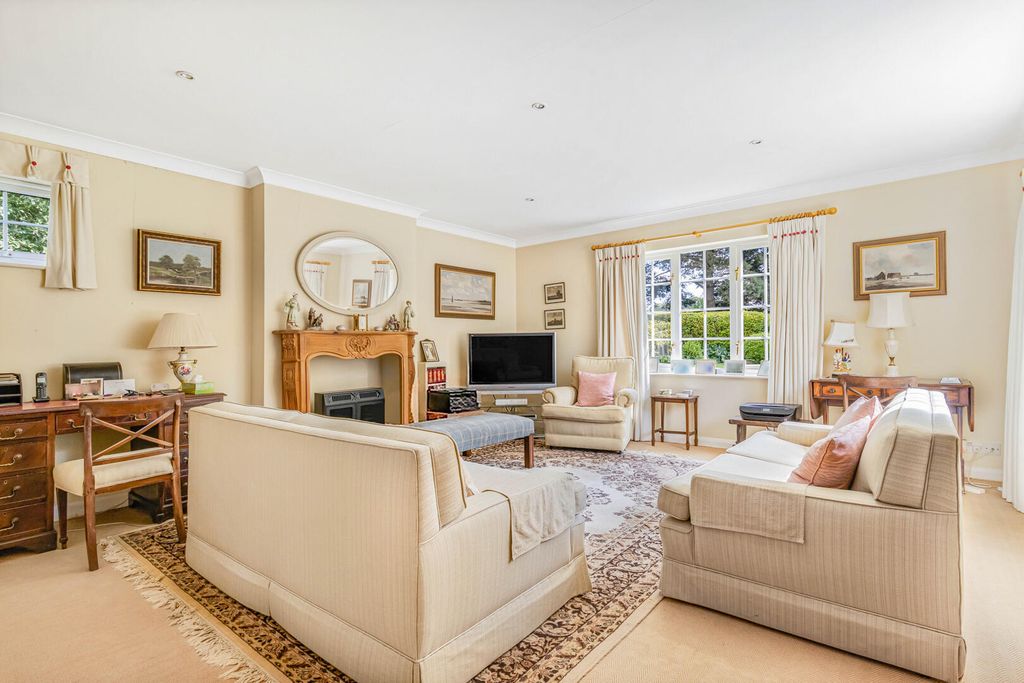 Property photo 3 of 48 17_84797-1.Jpg