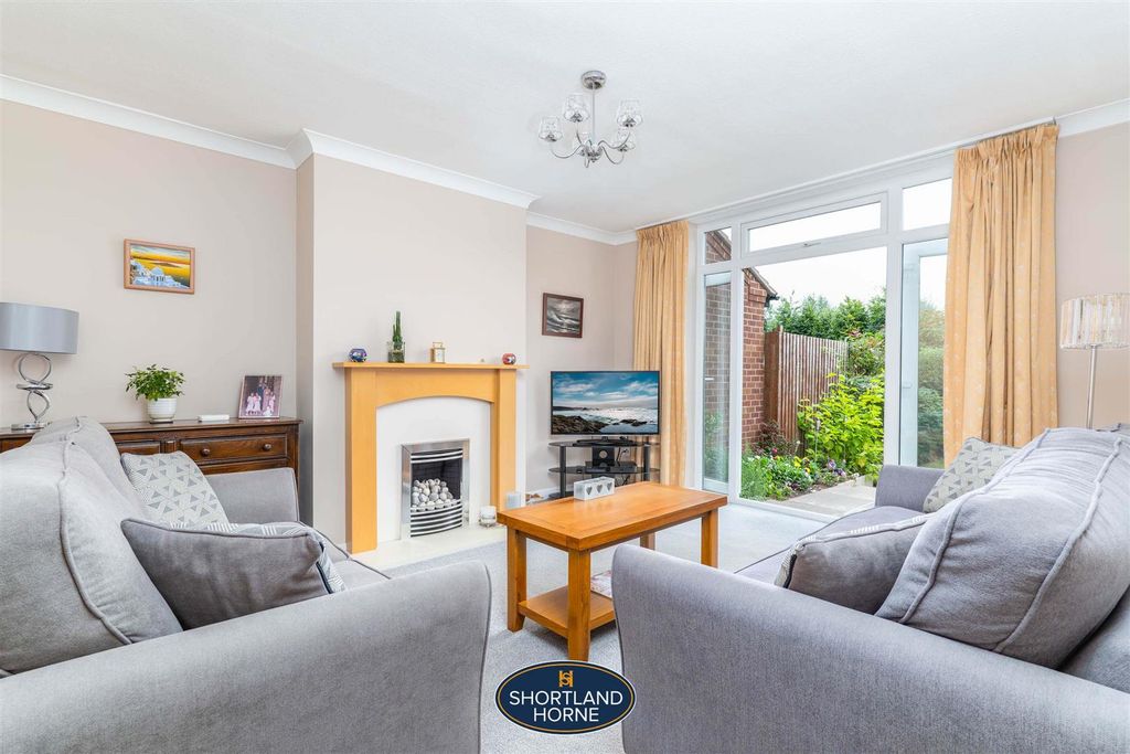 Property photo 3 of 20 P1171066-Edit.Jpg