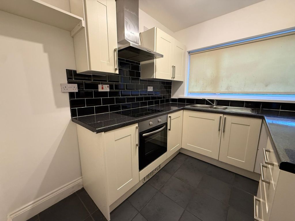 Property photo 3 of 14 Img-20251204-Wa0026