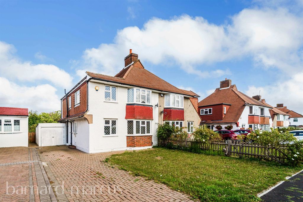 Property photo 1 of 15