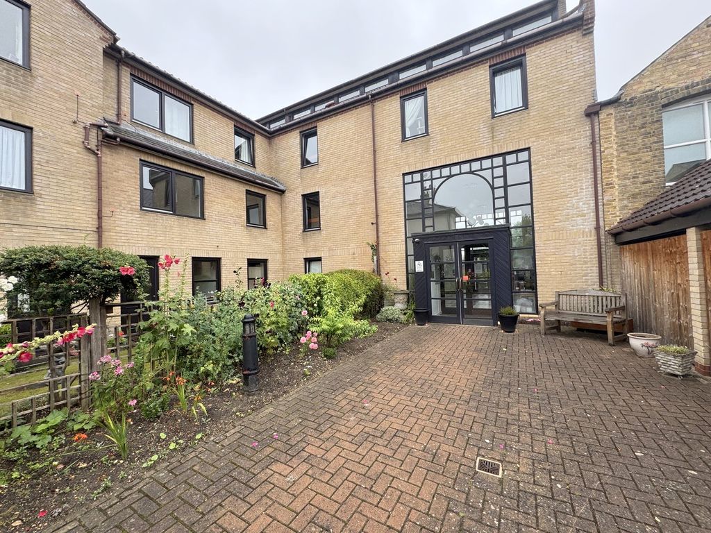 Property photo 1 of 14