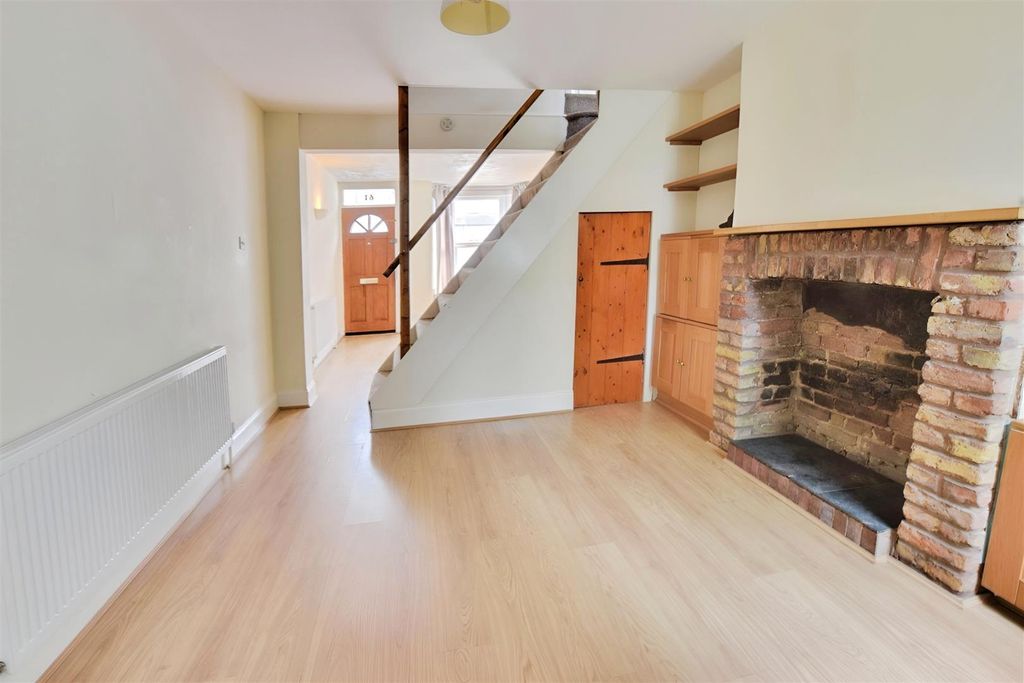 Property photo 3 of 12 F8d1F660-Umr-Yjeizcaklshjglgsbxfjcl8.Jpg
