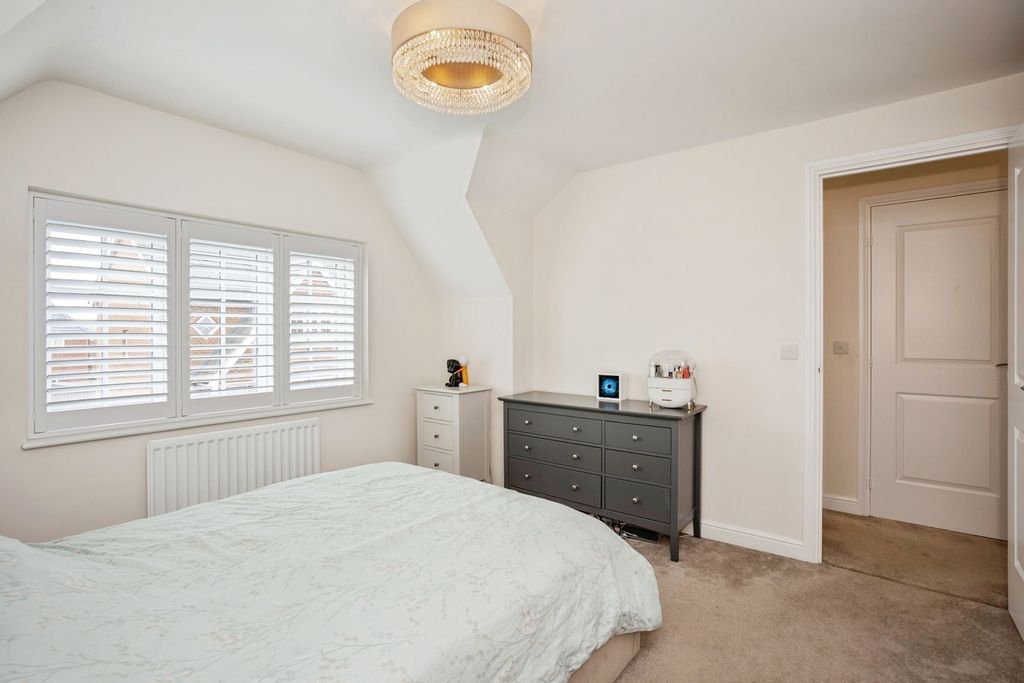 Property photo 3 of 19 Pbox-Img.Jpg