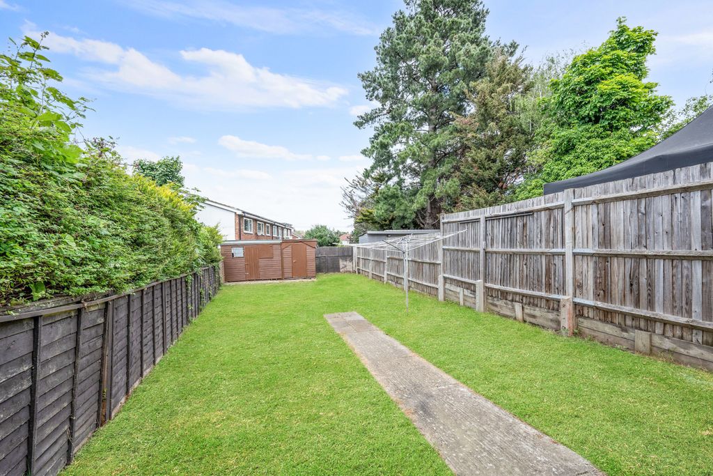 Property photo 3 of 17 Picture No. 32