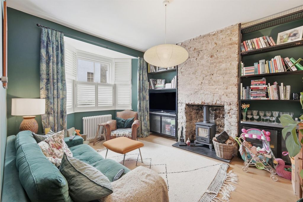 Property photo 1 of 38 21