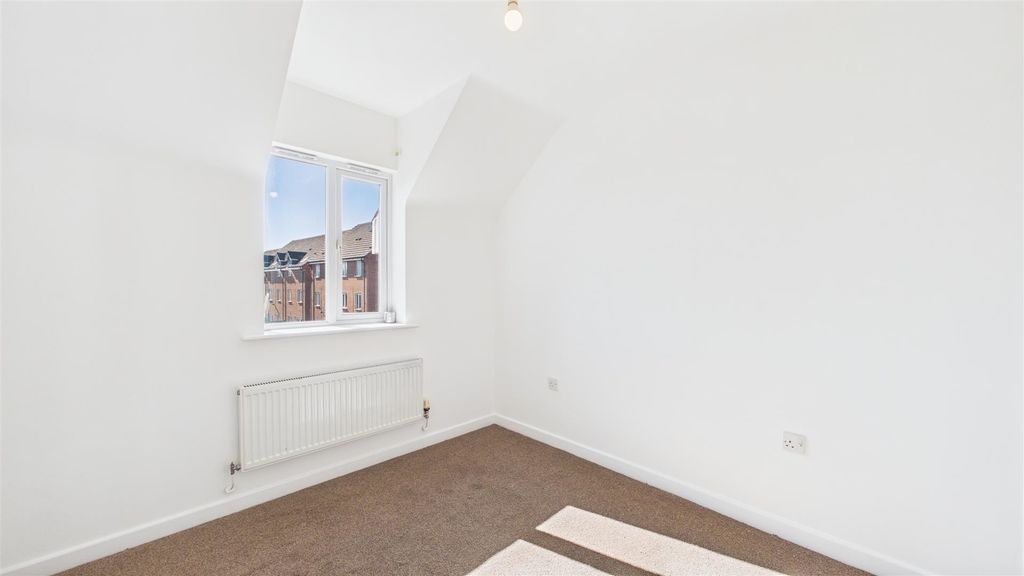 Additional image 10 of 4 bed town house for saleLarch Gardens, Bilston, West Midlands WV14