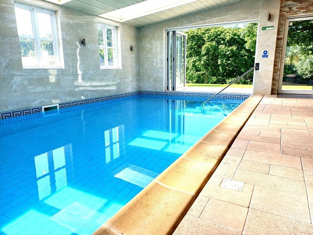 Property photo 3 of 65