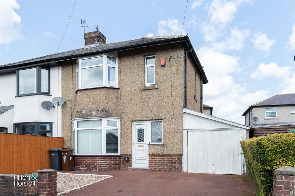 Property photo 1 of 10 Burwains Avenue