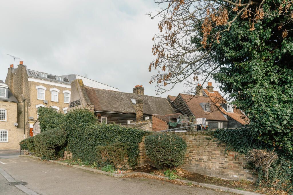 Property photo 3 of 5 Photo 2