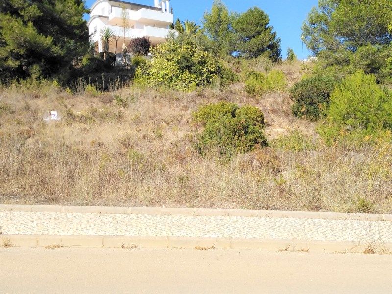 Property photo 1 of 4