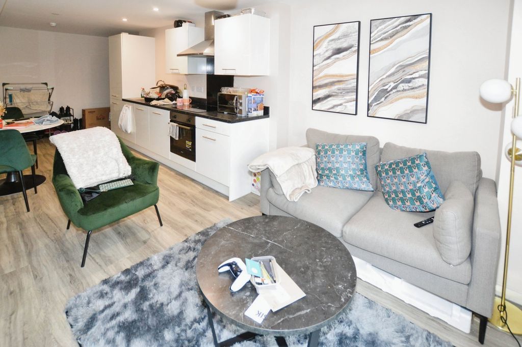 Property photo 3 of 11 Picture No. 04