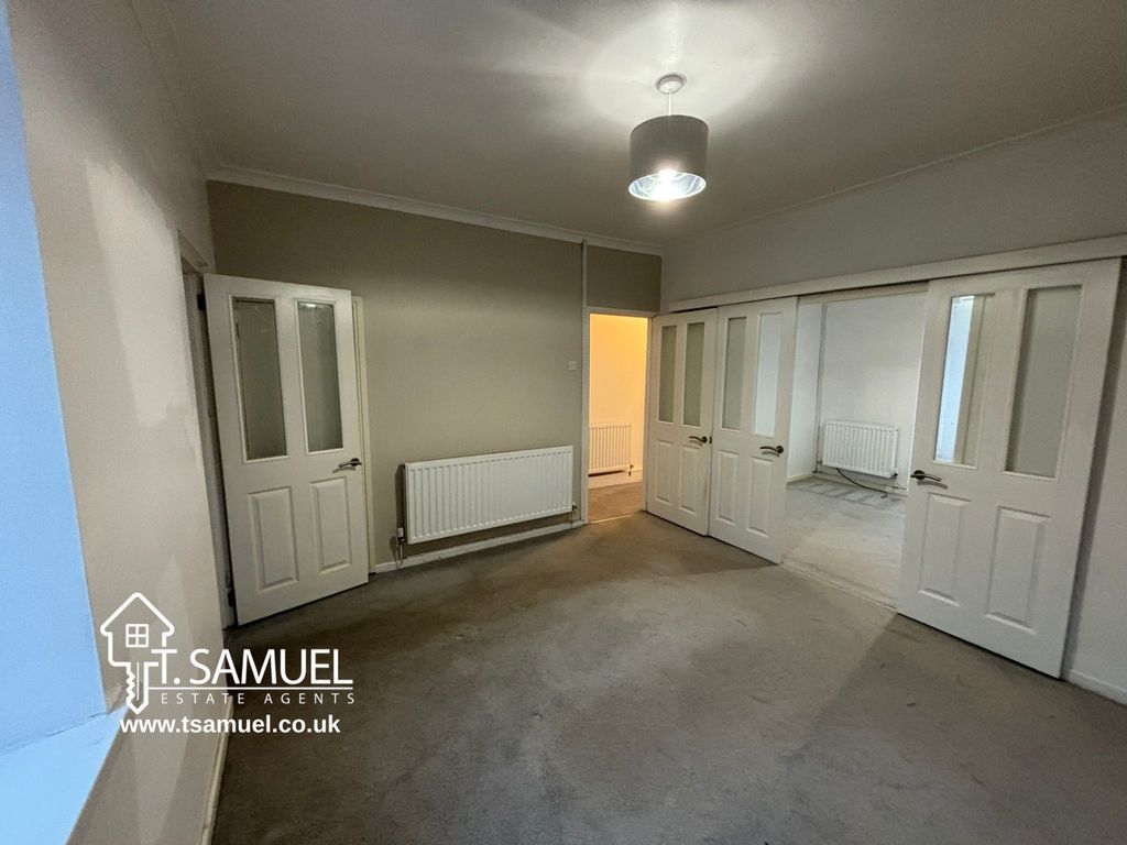 Property photo 3 of 20 Photo 3